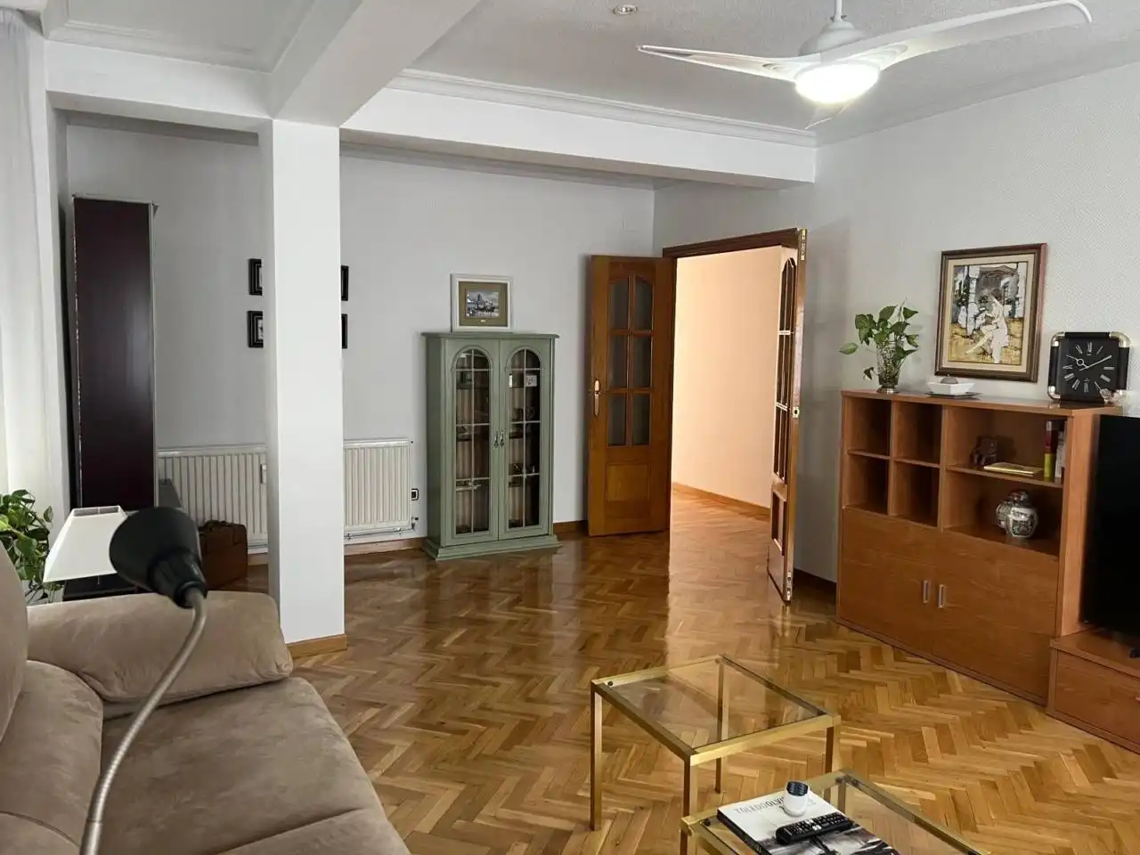 Flat for rent in Calle ESPARTEROS, Santa Bárbara