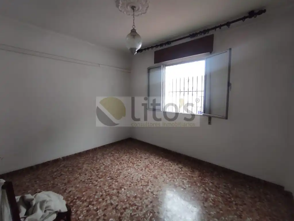 Dormitori de Casa adosada en venda en Dos Hermanas