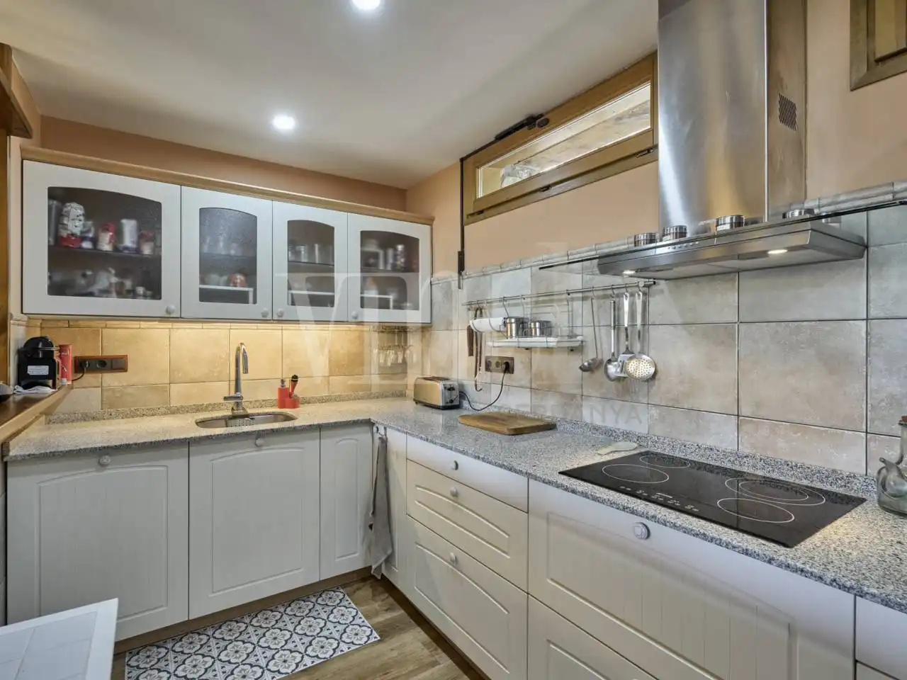 Cocina de Casa adosada en venta en Montellà i Martinet con Calefacción, Parquet y Terraza
