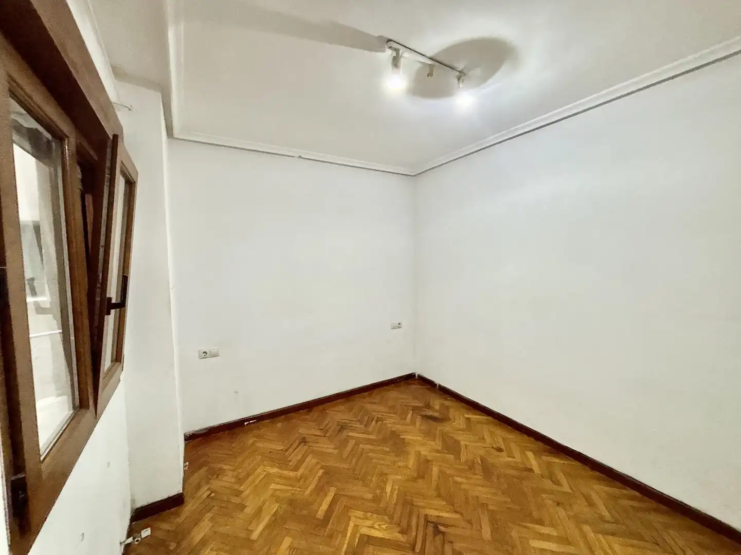 Flat for sale in Oviedo   with Heating, Parquet flooring and Terrace