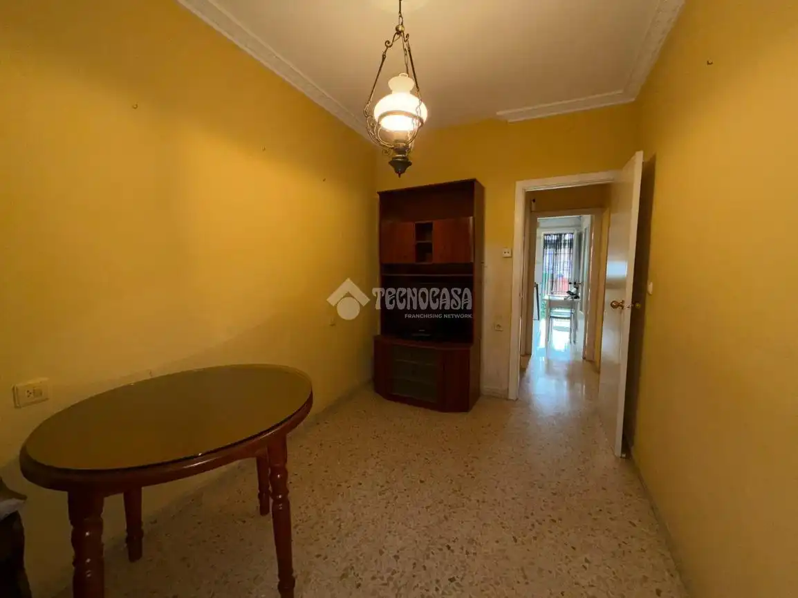 Casa adosada en venta en Sevilla con Aire acondicionado y Alarma