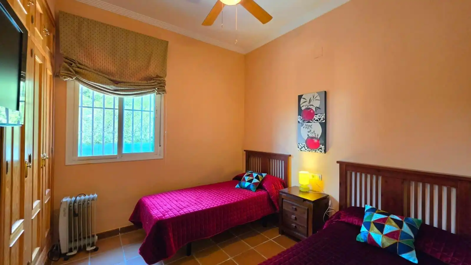 Habitación de Casa o chalet en venta en Guillena con Aire acondicionado y Piscina