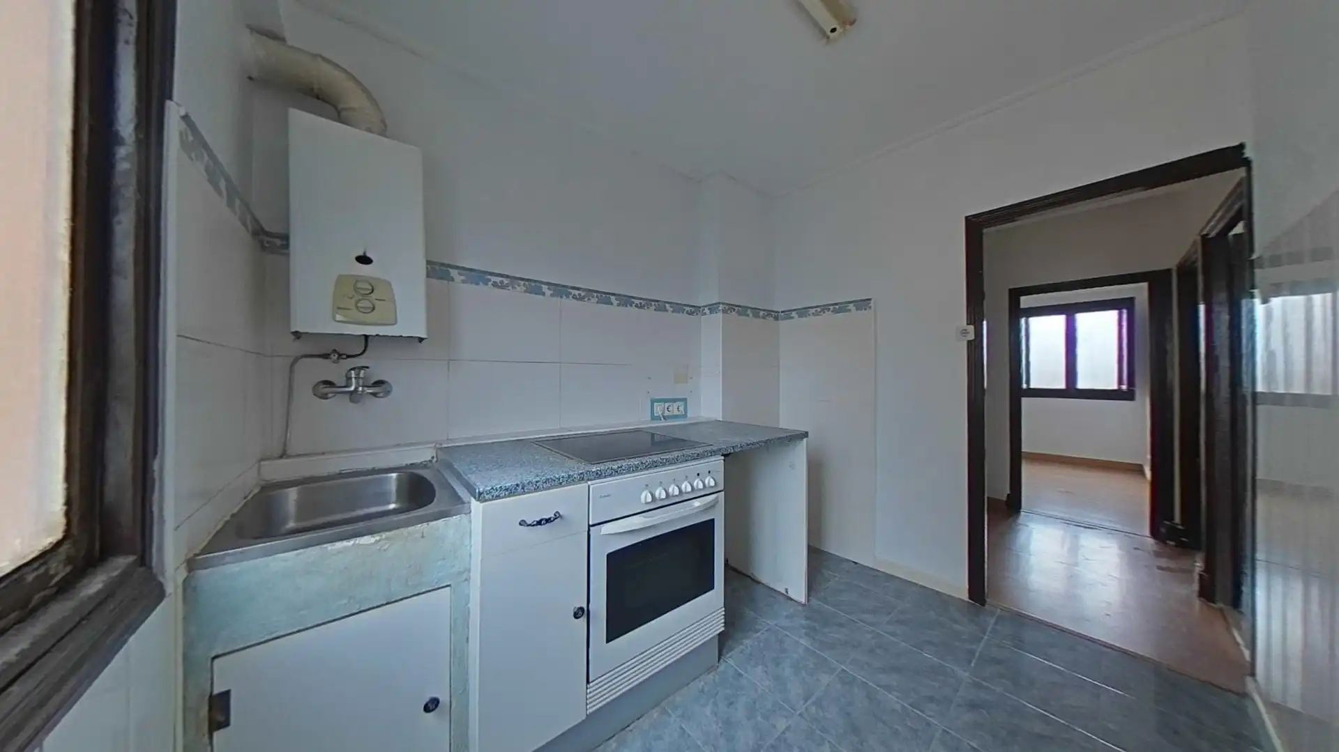 Cuina de Apartament en venda en Santa María de Cayón