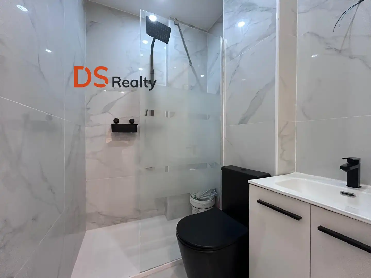 Baño de Planta baja en venta en Tetuán