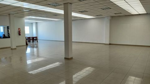Foto 5 von Fabrikhallen zum Verkauf in Venecia, Poniente, Armilla