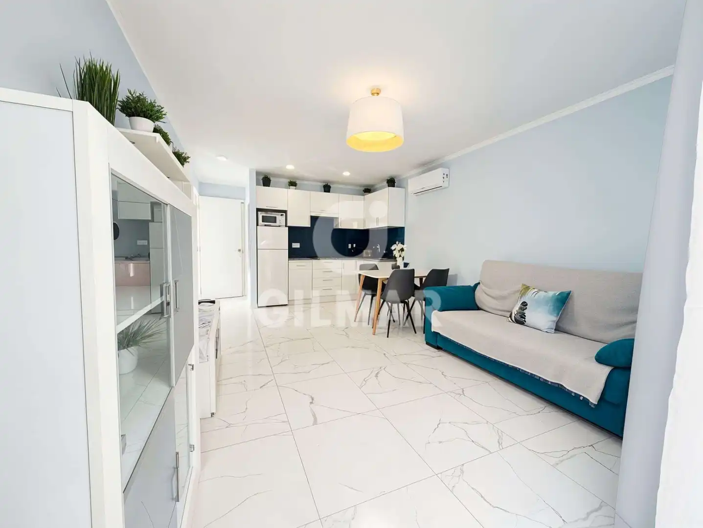 Sala d'estar de Apartament en venda en Adeje amb Moblat