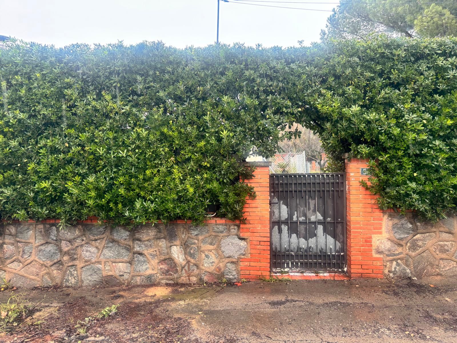 Exterior view of House or chalet for sale in Sant Cugat del Vallès