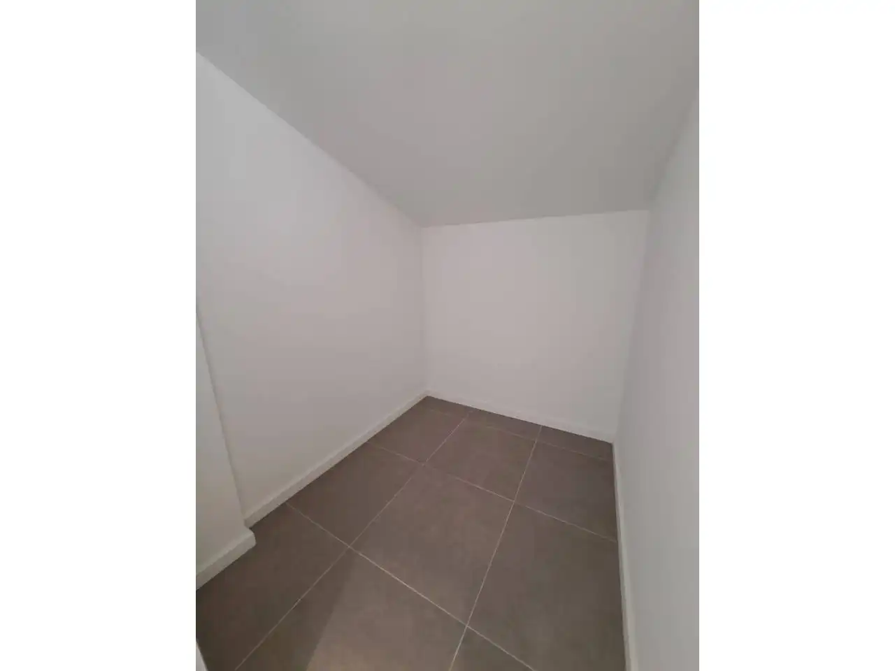 Habitación de Piso de alquiler en Sabadell con Aire acondicionado, Calefacción y Parquet
