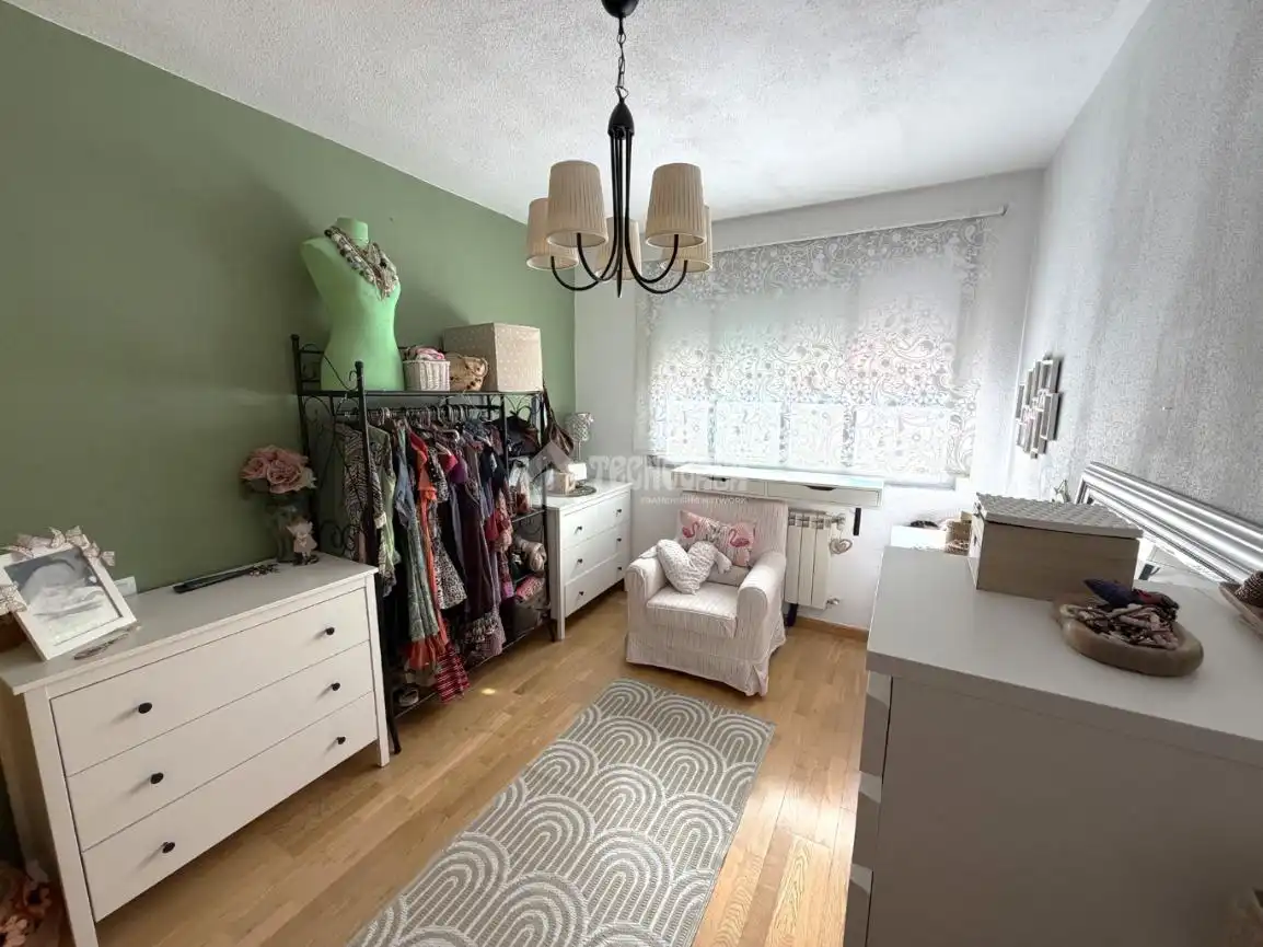Schlafzimmer von Wohnung zum Verkauf in Villalbilla mit Privatgarten und Schwimmbad