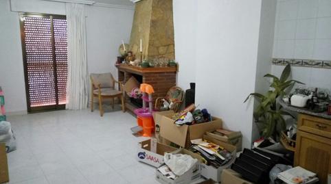 Foto 3 de Casa adosada en venda a Llucena / Lucena del Cid, Castellón