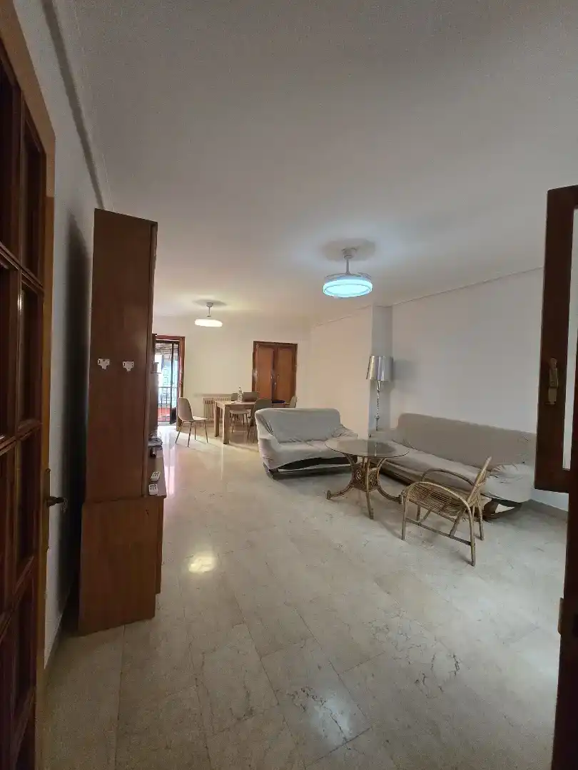 Living room of Flat for rent in Plasencia  with Storage room, Furnished and Oven