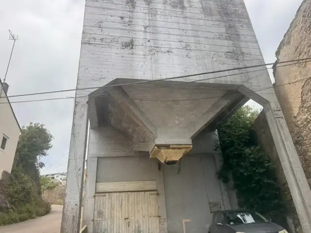 Vista exterior de Nau industrial en venda en Ribadeo