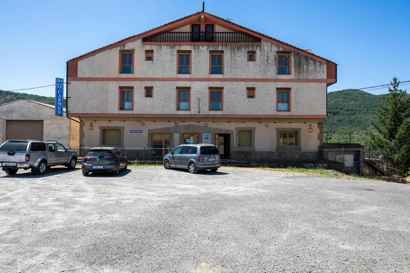 Außenansicht von Gebäude zum Verkauf in Puente la Reina de Jaca