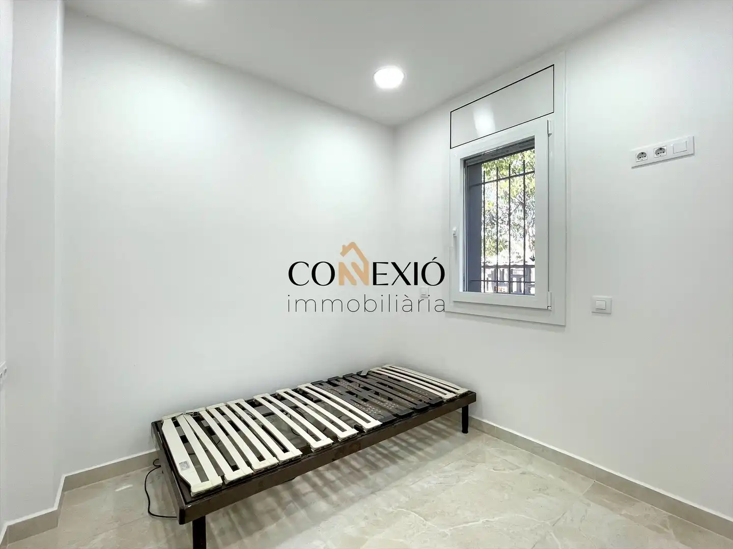 Habitación de Planta baja en venta en Sarrià de Ter con Aire acondicionado, Calefacción y Terraza