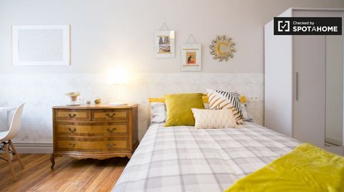 Photo 2 of Room in San Pedro de Deusto - La Ribera, Bilbao