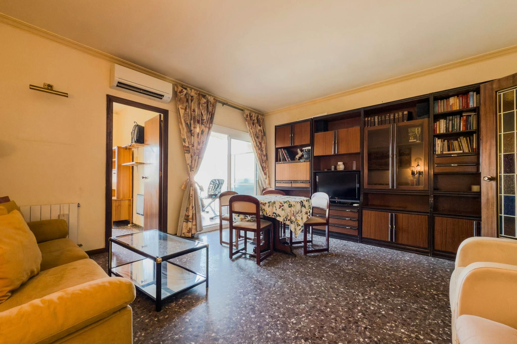 Sala d'estar de Pis de lloguer en  Barcelona Capital amb Calefacció, Moblat i Rentadora