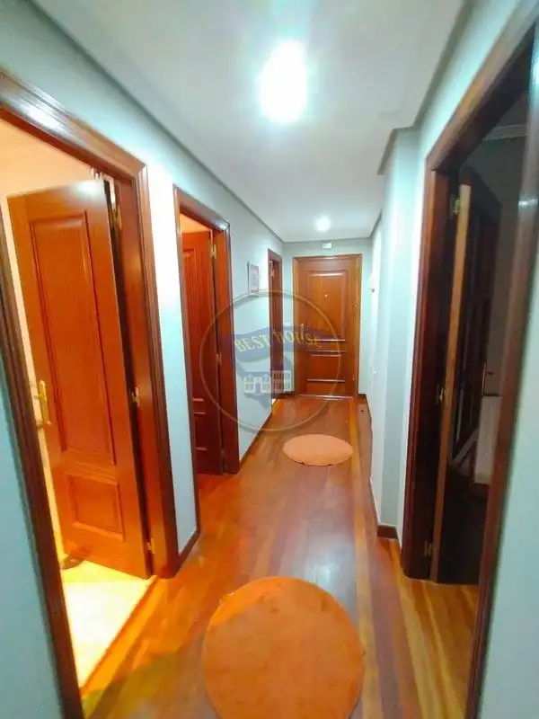 Apartament de lloguer en Vigo  amb Calefacció, Parquet i Traster