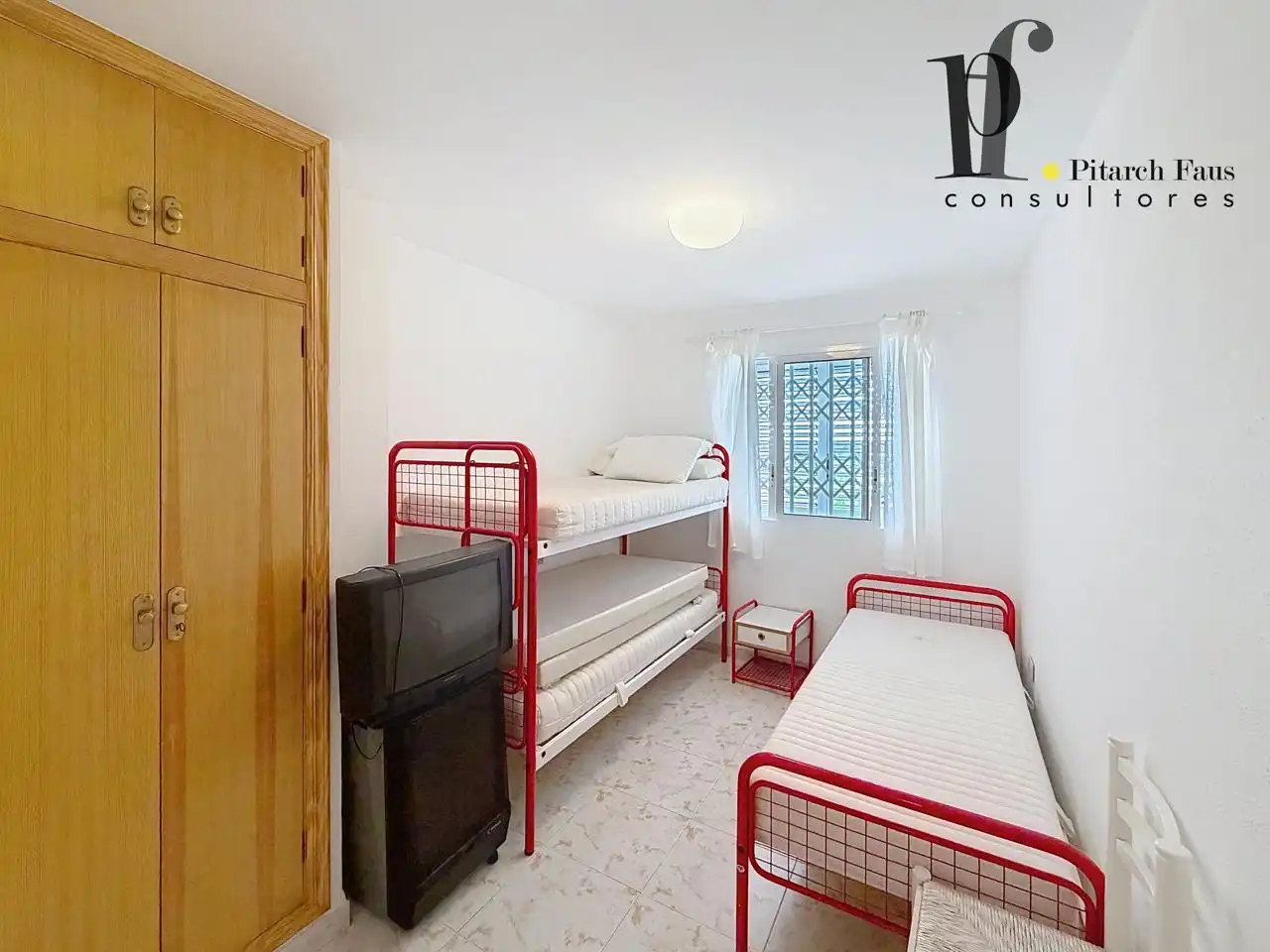 Habitación de Planta baja en venta en Moncofa con Aire acondicionado y Terraza