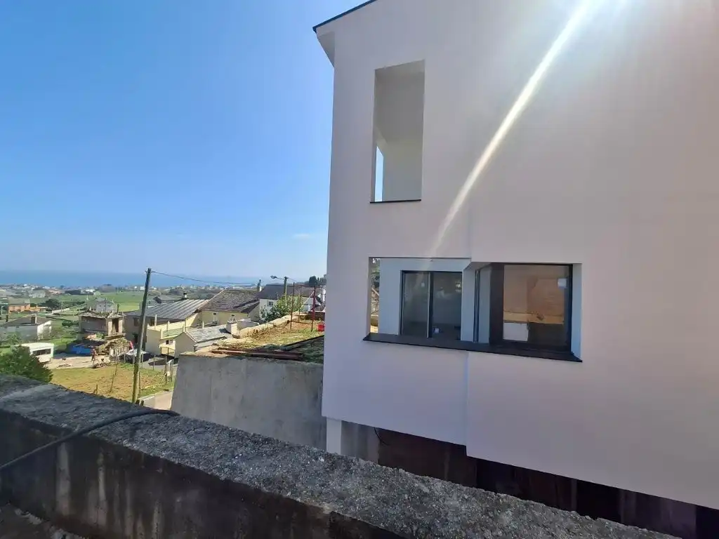 Vista exterior de Casa o xalet en venda en Foz amb Jardí privat, Terrassa i Traster