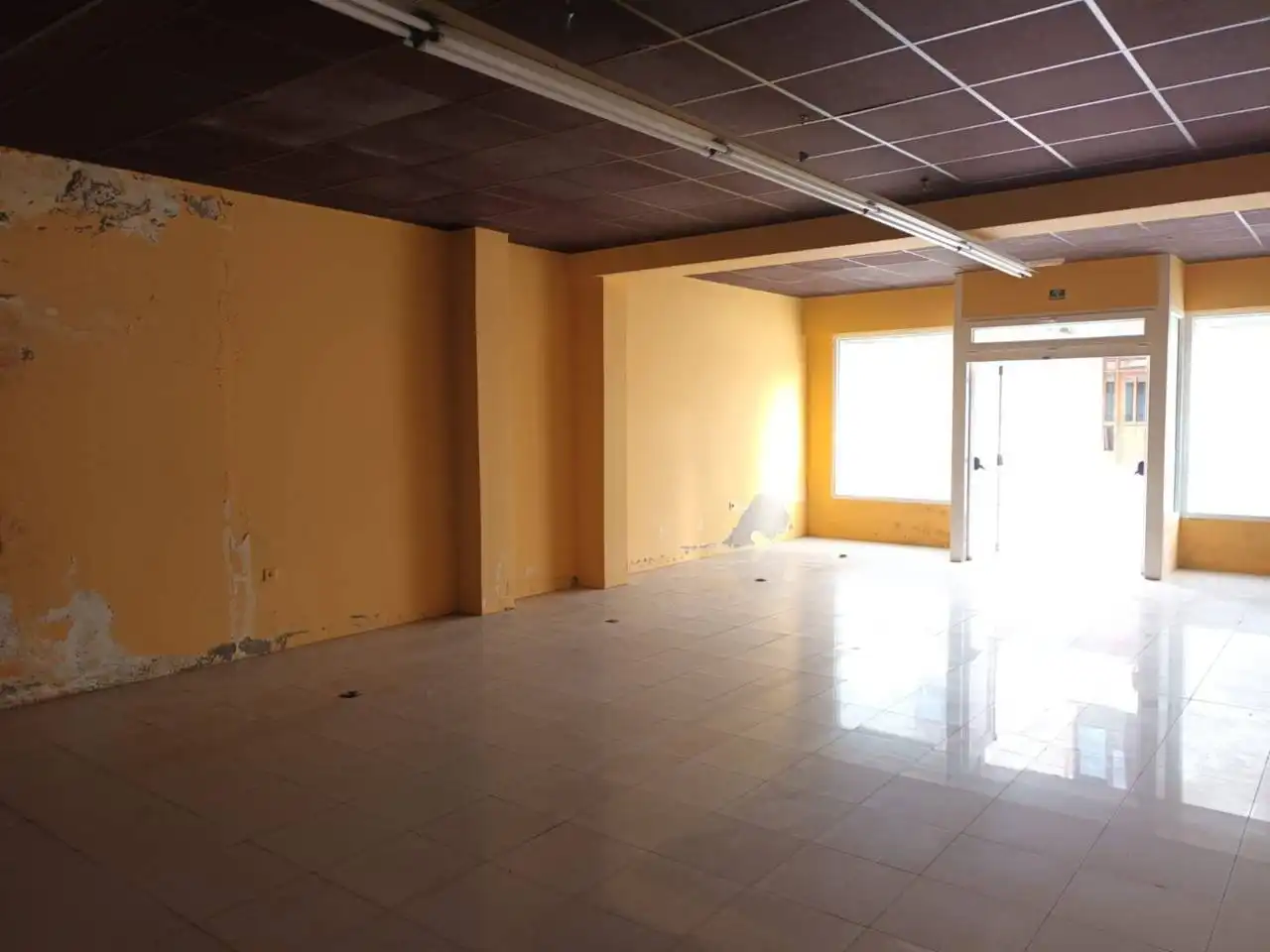 Locale commerciale in affitto a Emilio Martínez Sánchez, imagen 6
