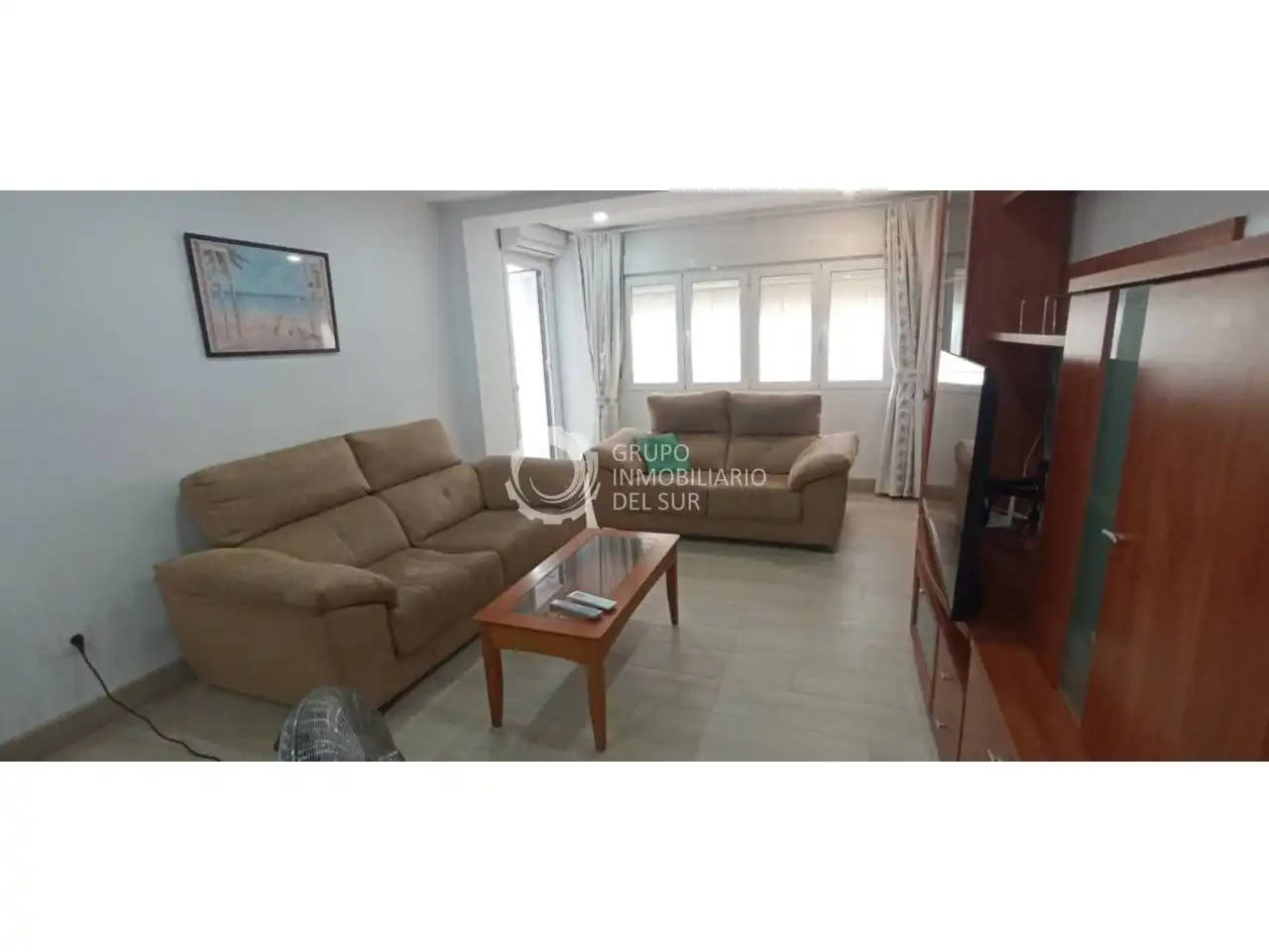 Sala d'estar de Pis de lloguer en Cádiz amb Aire condicionat, Terrassa i Moblat
