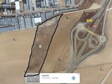 Terreno industrial en venta en Pedanías - Extrarradio