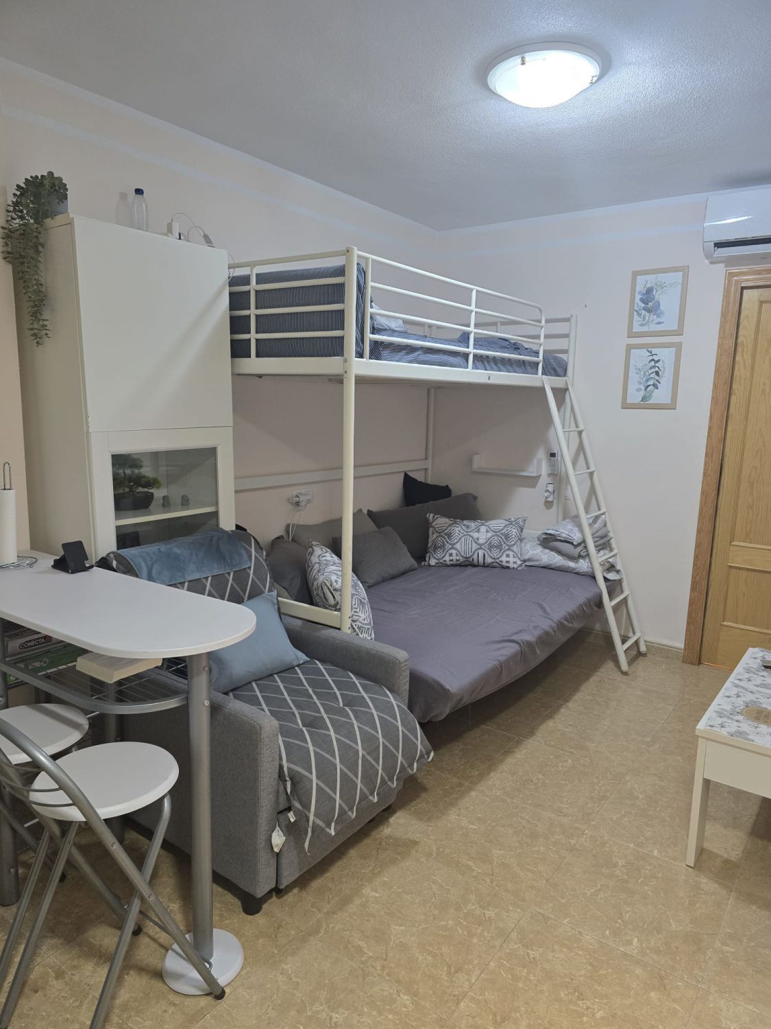 Study to rent in Casco Antiguo