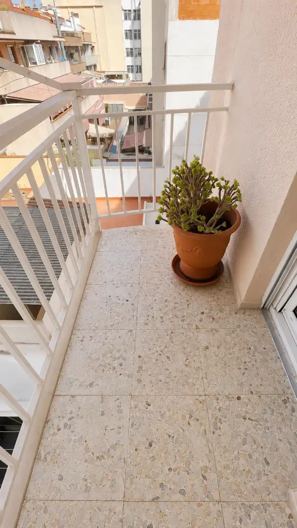 Terraza de Piso en venta en Cerdanyola del Vallès con Aire acondicionado, Calefacción y Parquet