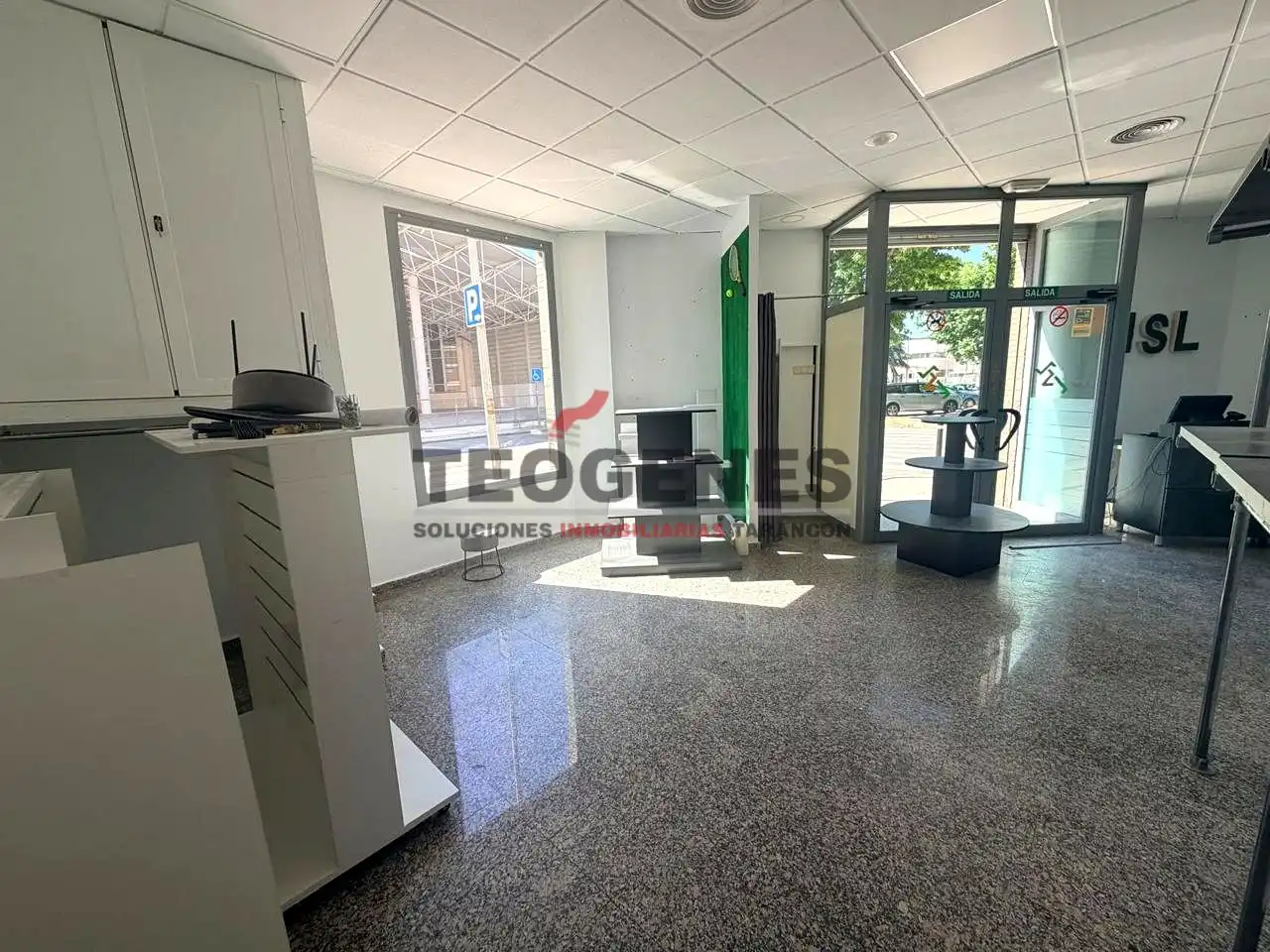 Local comercial de lloguer a Reina Sofía, imagen 12