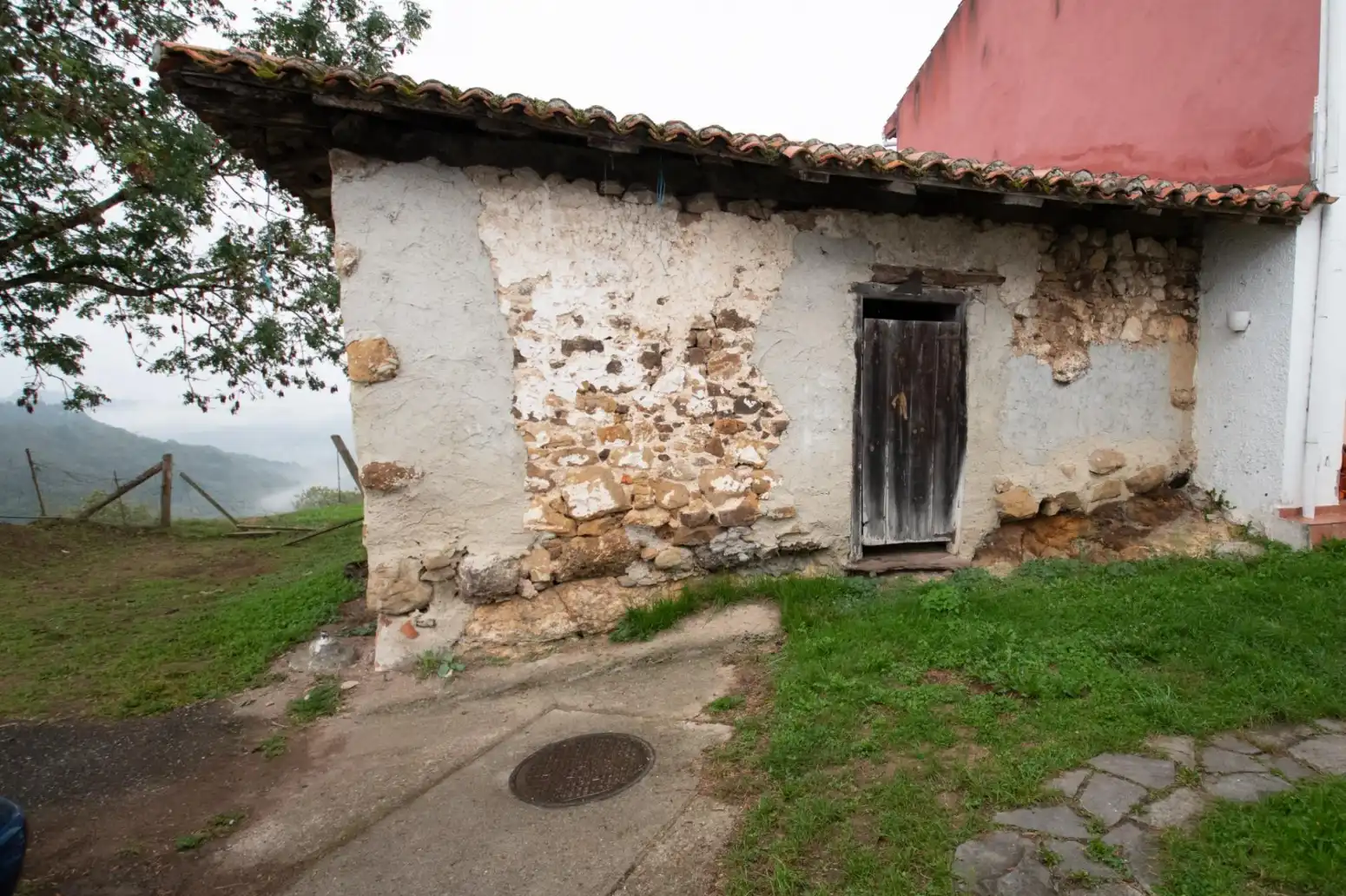 Vista exterior de Casa adosada en venta en Cabranes