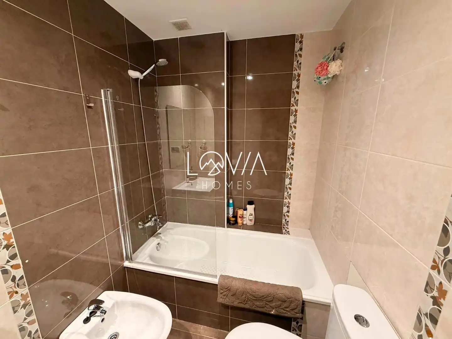 Bathroom of Flat for sale in Gijón   with Heating and Furnished