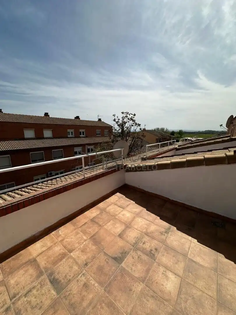 Terraza de Casa adosada en venta en Zaragoza