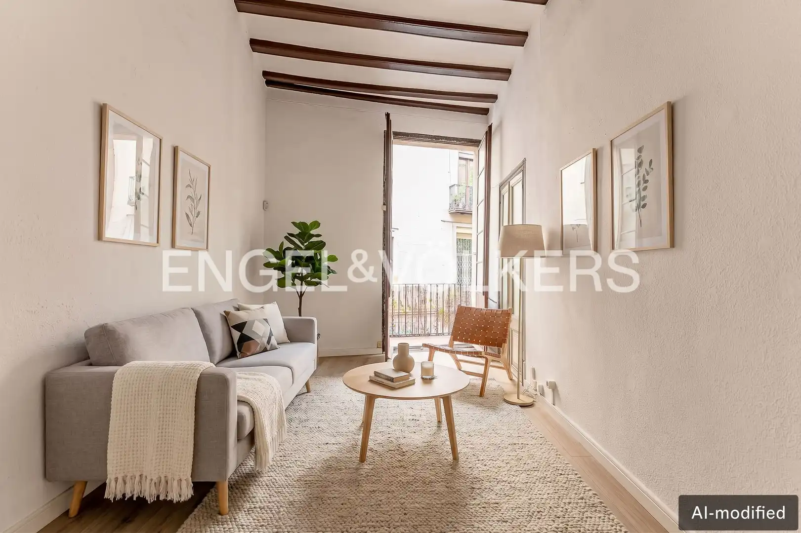 Piso con terraza en venta en Ciutat Vella