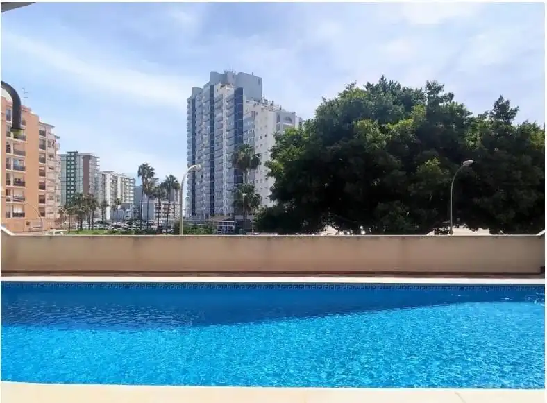 Schwimmbecken von Dachboden zum Verkauf in Cullera mit Klimaanlage, Terrasse und Möbliert