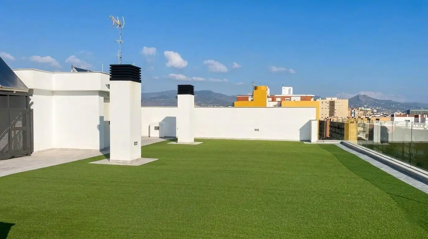 Vista exterior de Pis en venda en Málaga amb Aire condicionat, Calefacció i Traster