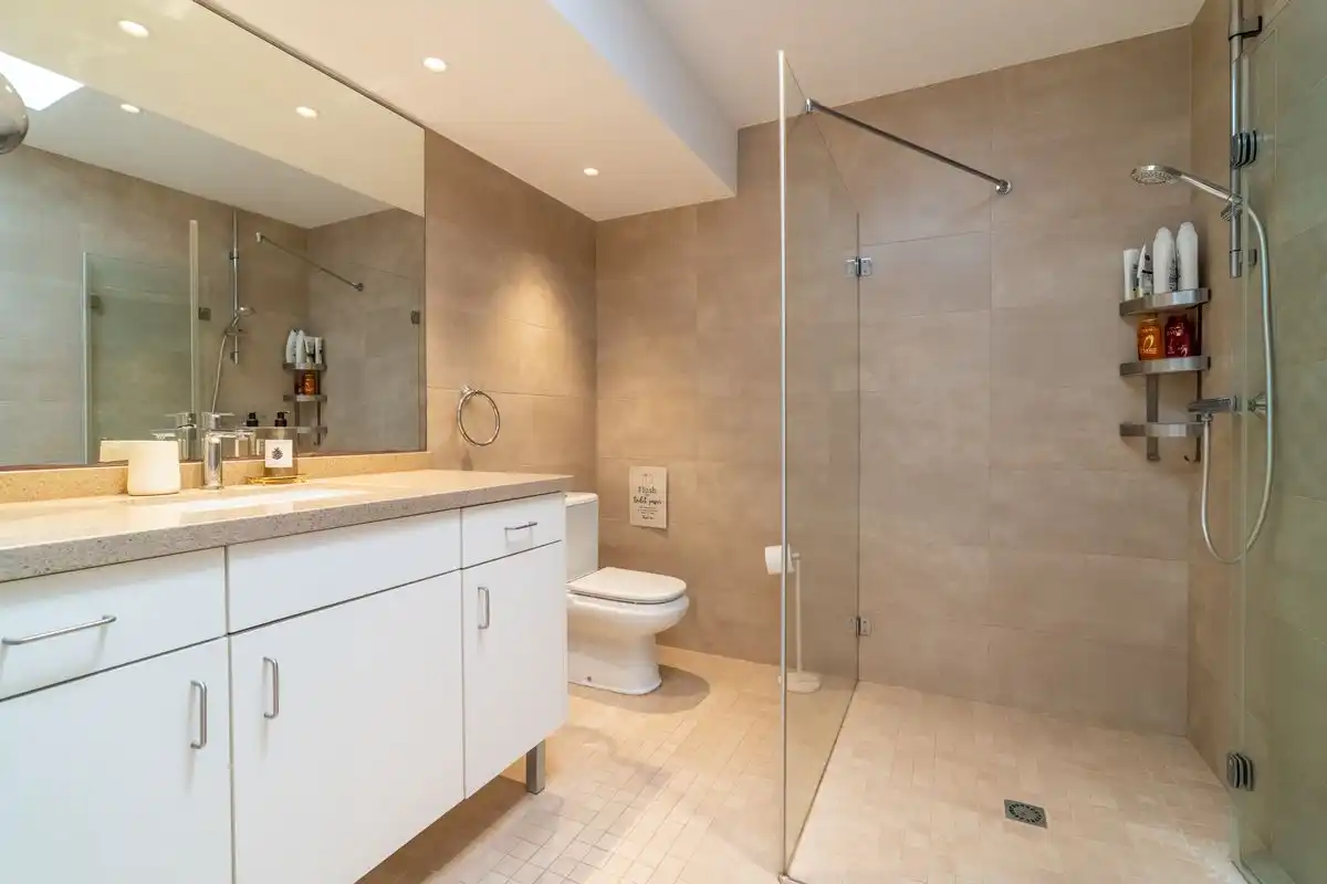 Casa a schiera con terrazza in vendita a Carrer París, imagen 28