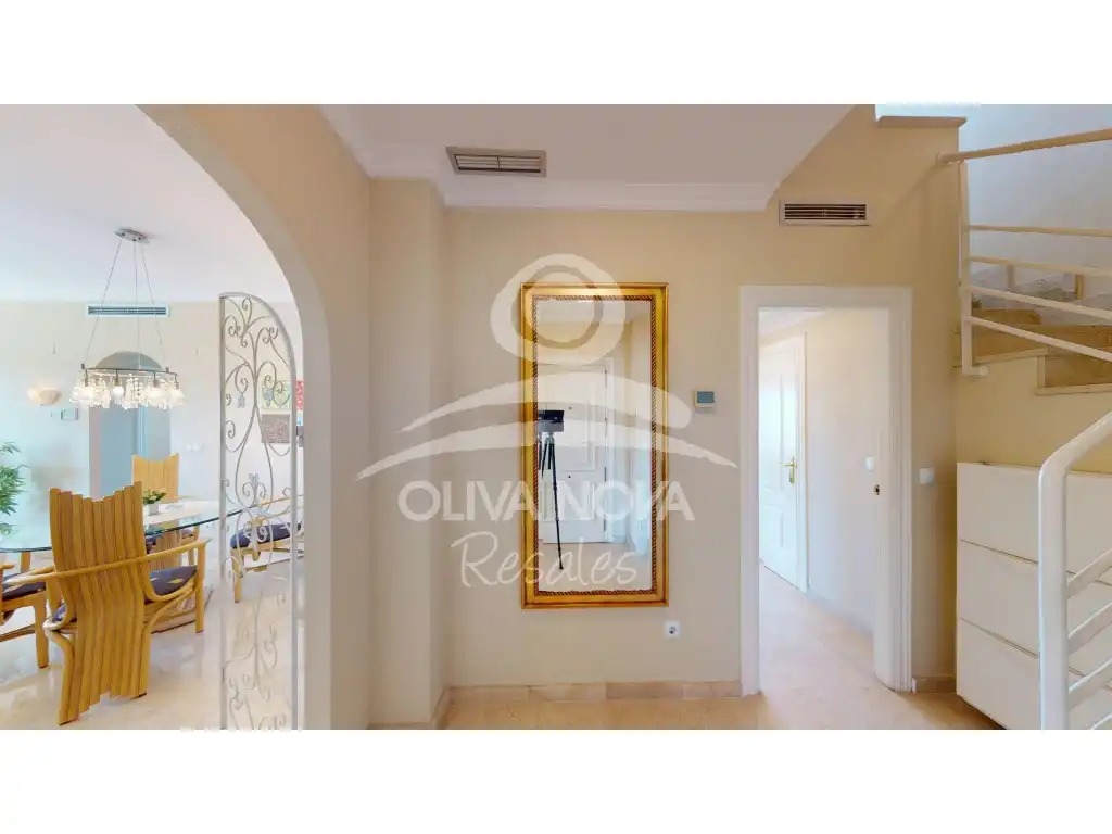 Attic for sale in Oliva  with Terrace, Swimming Pool and Furnished