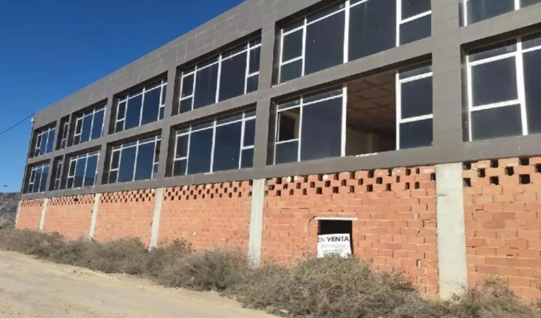 Local comercial en venda a avda Europa-salinas, imagen 2
