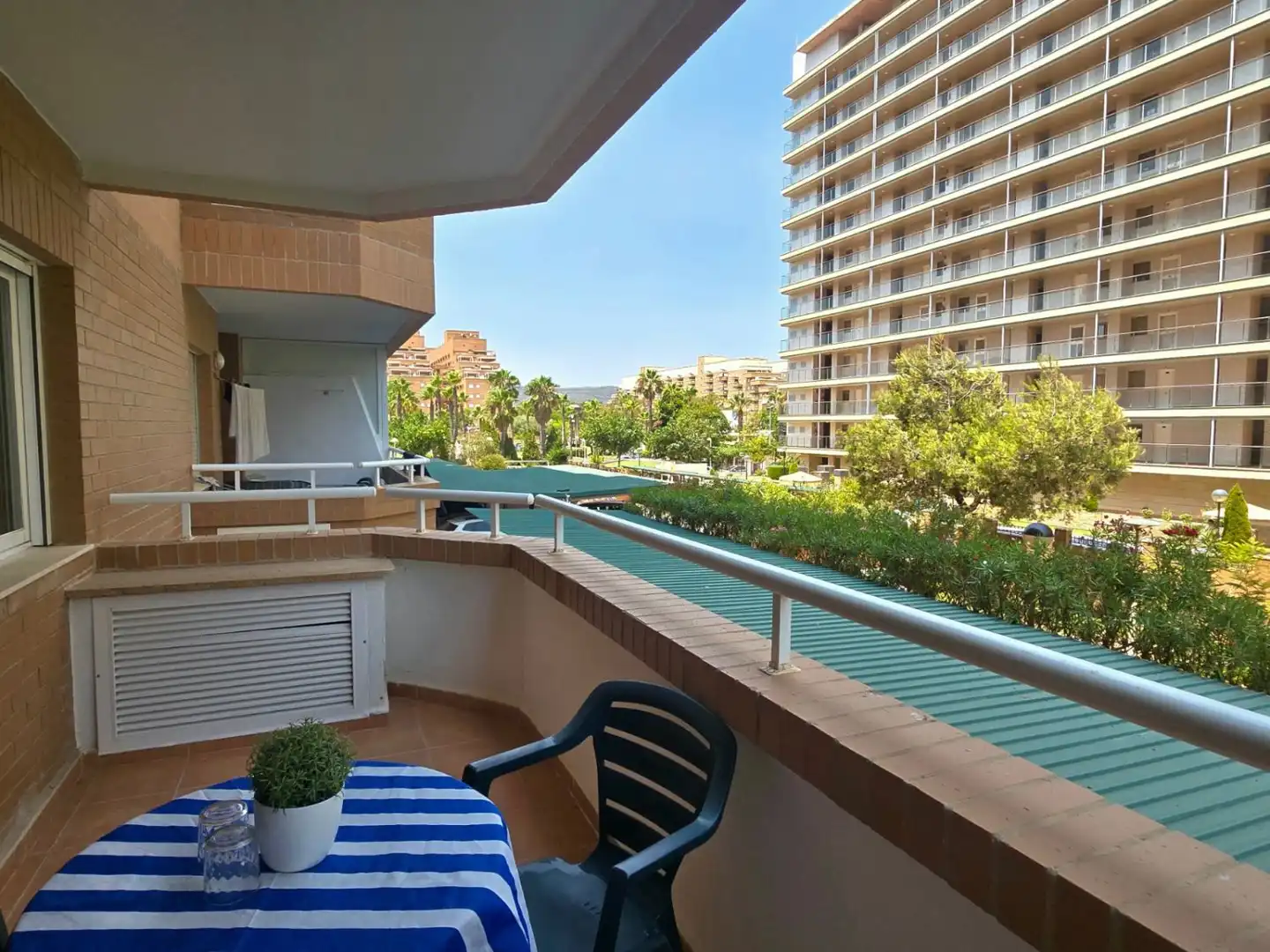 Apartament amb terrassa en venda a AMPLARIES 37, imagen 6