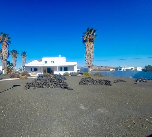Casa-chalet en Venta en El Islote