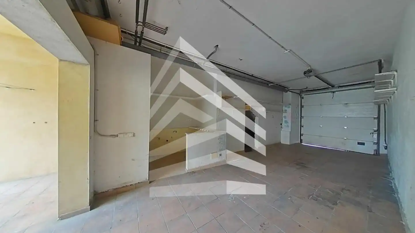 Casa amb terrassa en venda a calle Figueres, imagen 25
