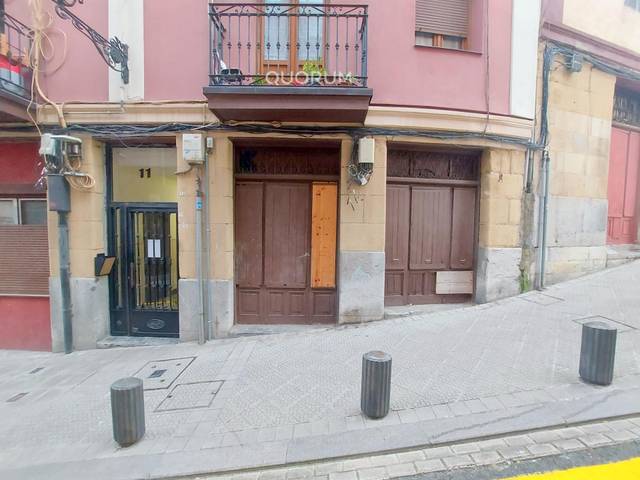 Local comercial en Venta en Calle OLLERIAS BAJAS en Atxuri