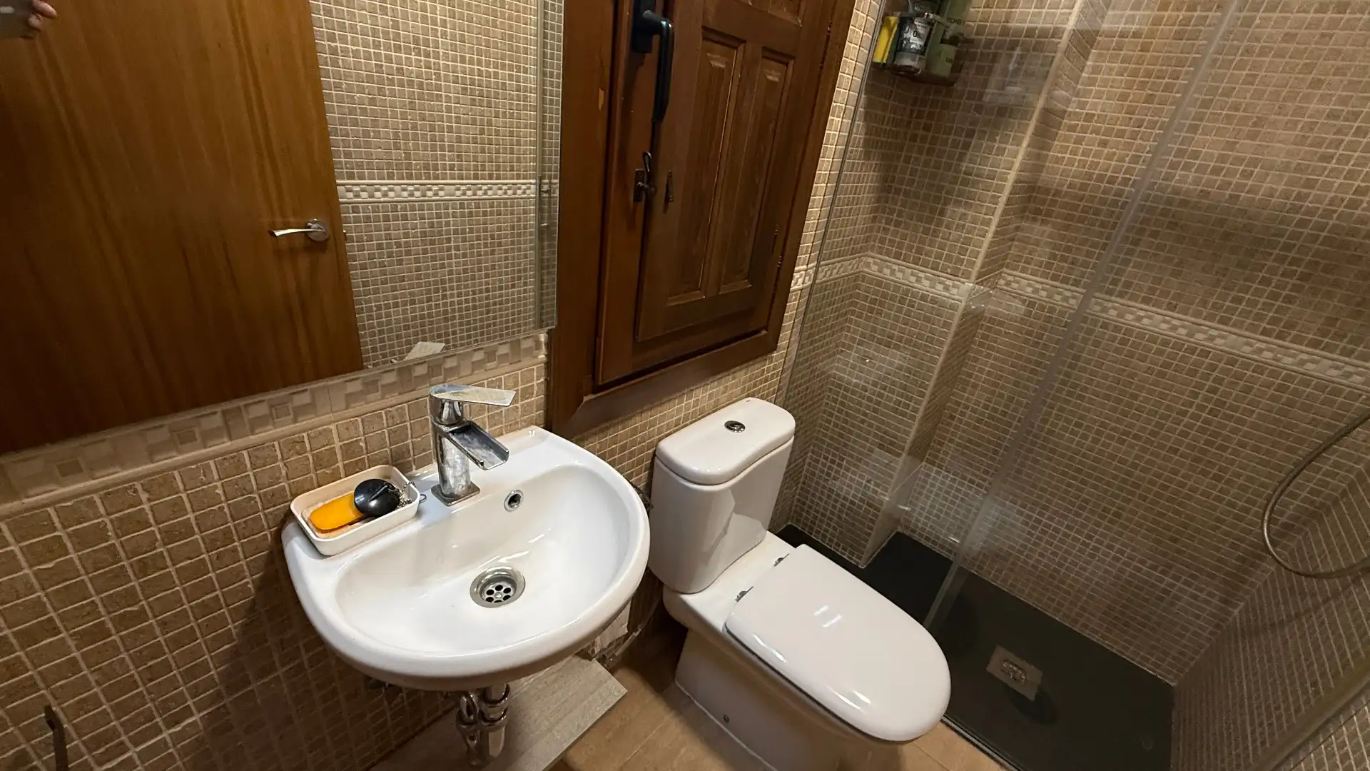 Baño de Piso en venta en Chinchilla de Monte-Aragón con Calefacción, Parquet y Lavadora