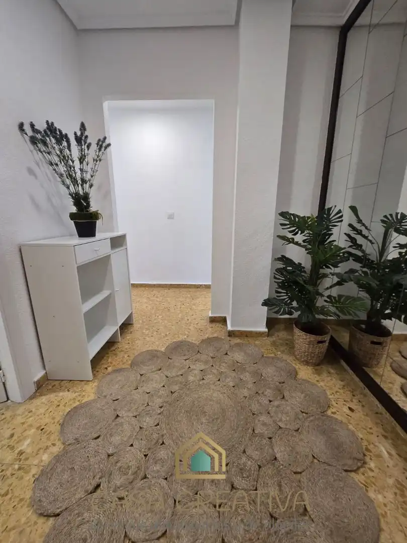 Piso de alquiler en Valencia con Terraza, Amueblado y Balcón