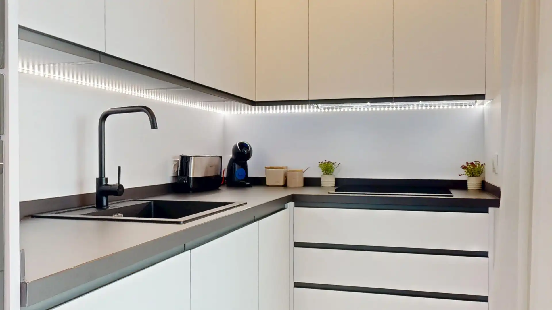Cocina de Apartamento en venta en Fuengirola con Aire acondicionado, Terraza y Piscina