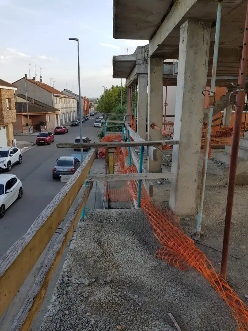 Parking de Casa o chalet en venta en Pastriz con Jardín privado