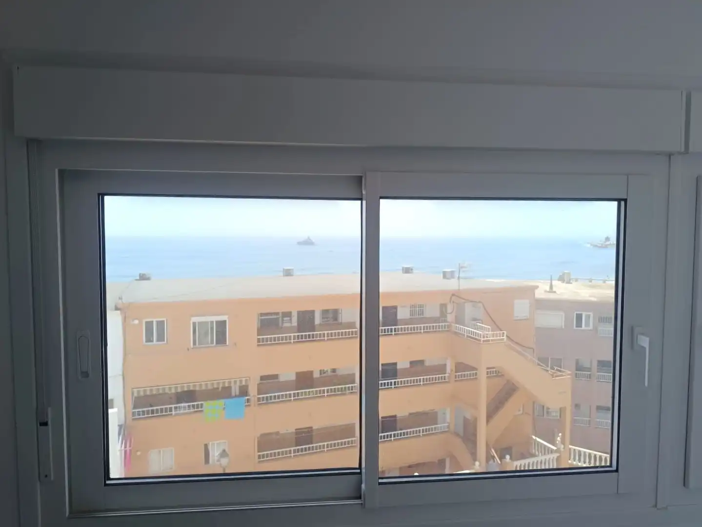 Dormitori de Apartament de lloguer en Sotogrande amb Aire condicionat