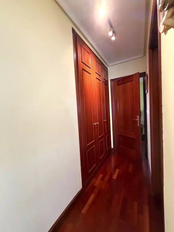 Piso en venta en Sopela con Calefacción y Trastero