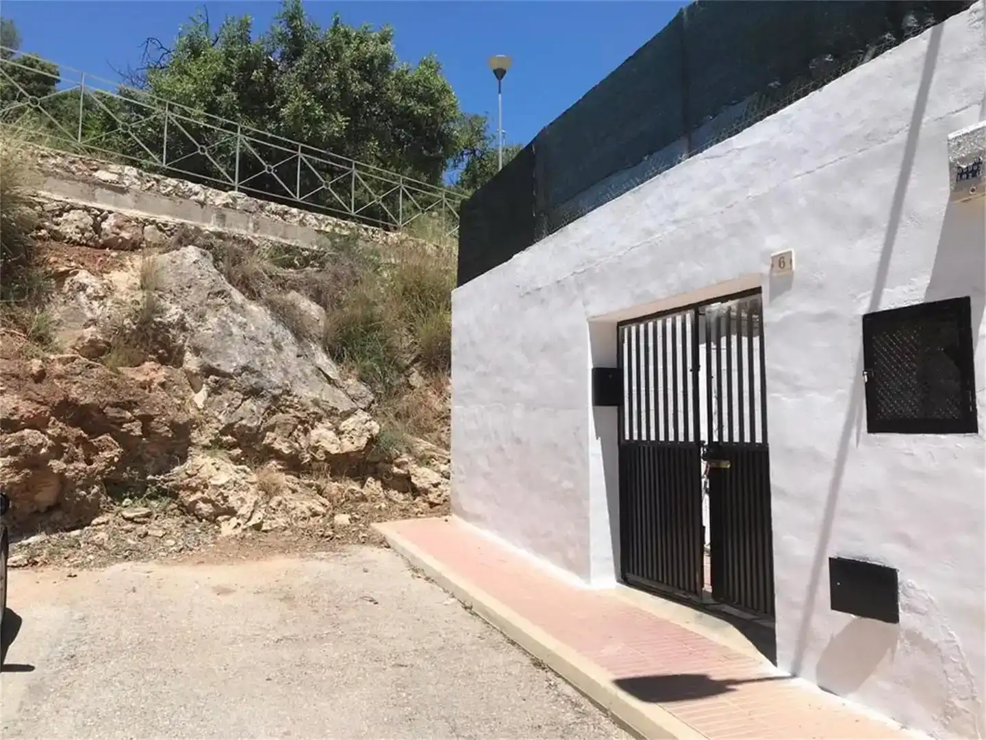 Vista exterior de Planta baja en venta en Xeresa, Valencia