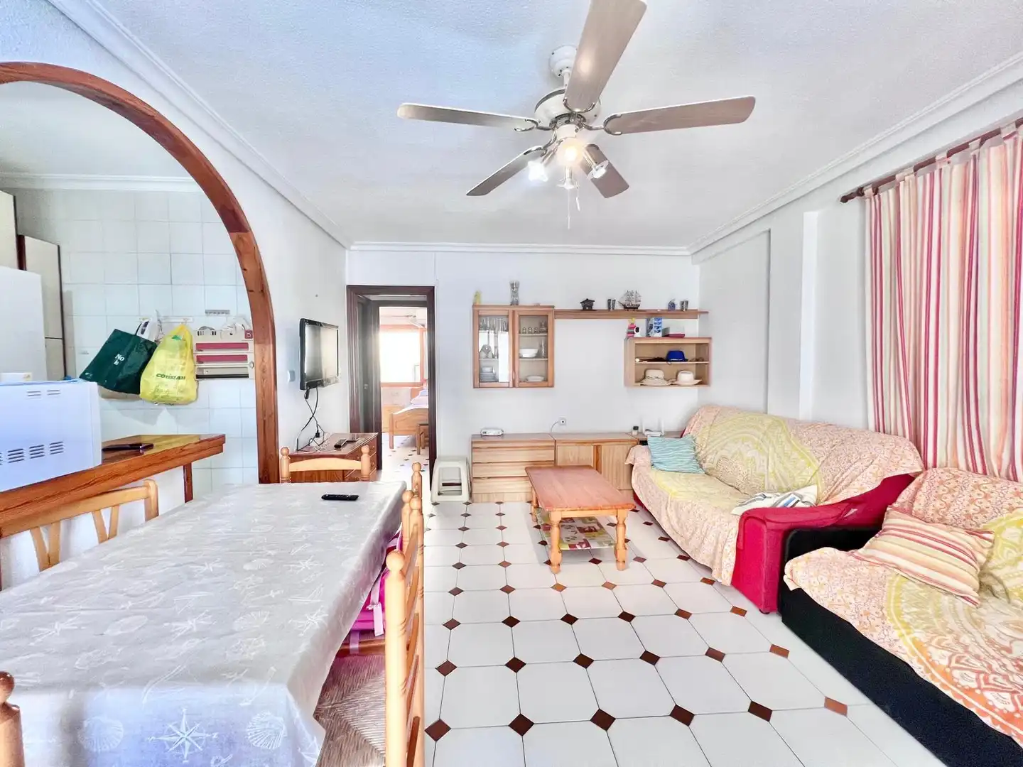 Apartment with terrace to rent in La Mata, imagen 3